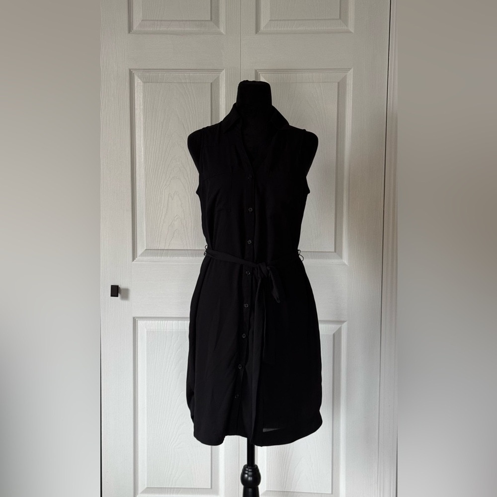 Express Women’s Black Sleeveless Belted Dress